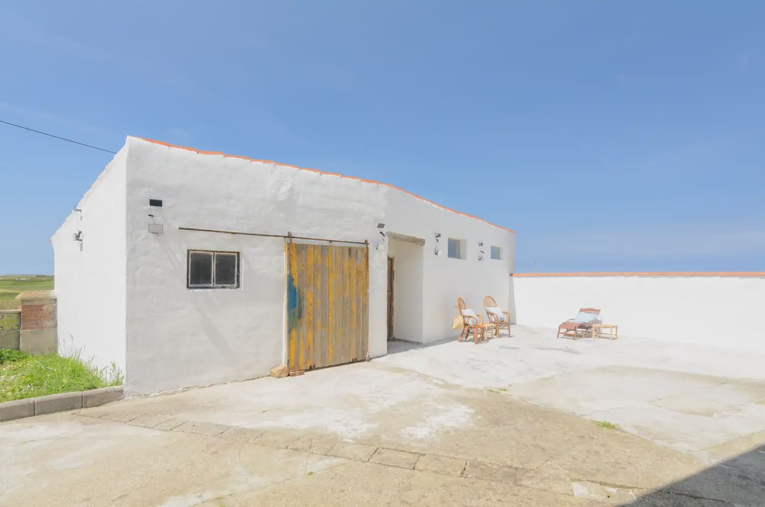 7 soverom Finca/Herregård til salgs i Gozon med garasje - € 735 000 (Ref: 10038995)