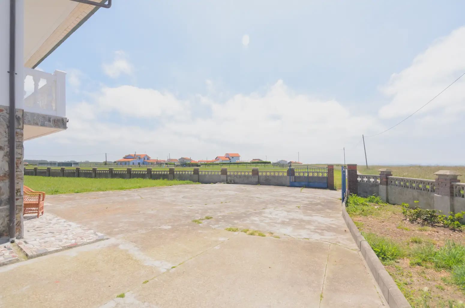 7 soverom Finca/Herregård til salgs i Gozon med garasje - € 735 000 (Ref: 10038995)