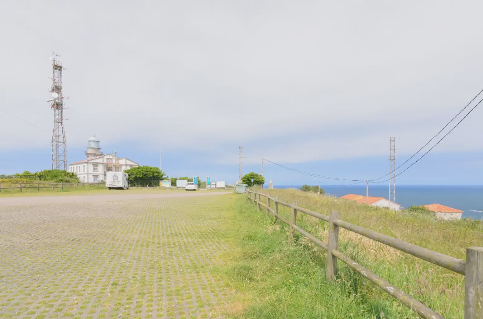 7 soverom Finca/Herregård til salgs i Gozon med garasje - € 735 000 (Ref: 10038995)