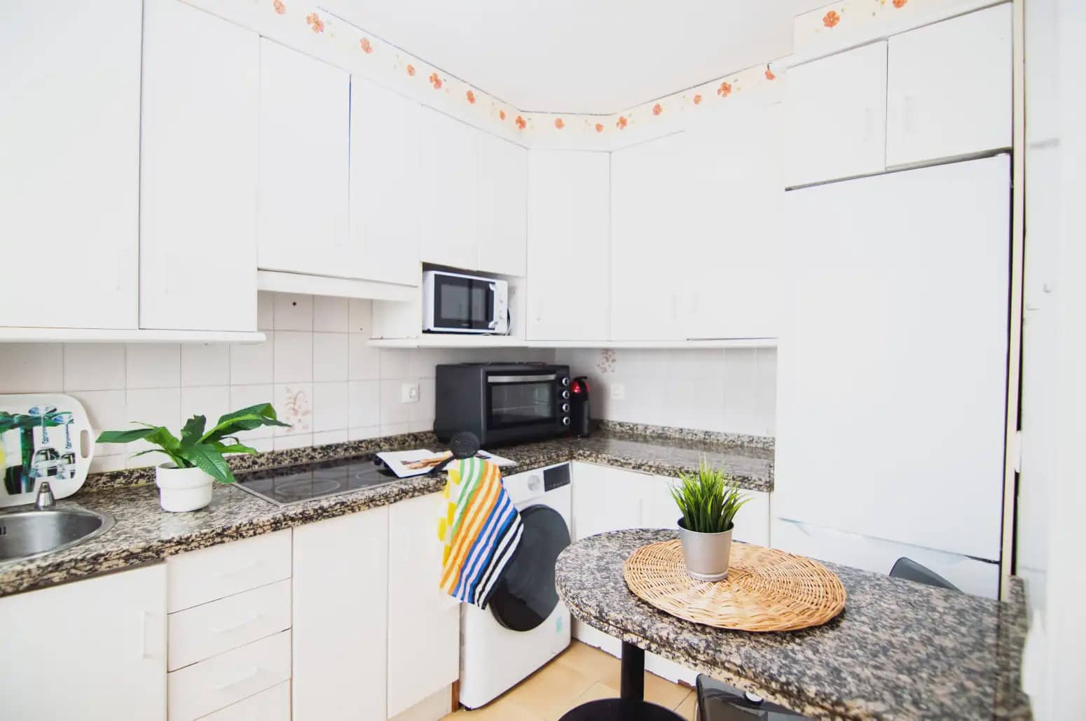 Piso de 1 habitación en Oviedo en venta - 134.990 € (Ref: 10043423)