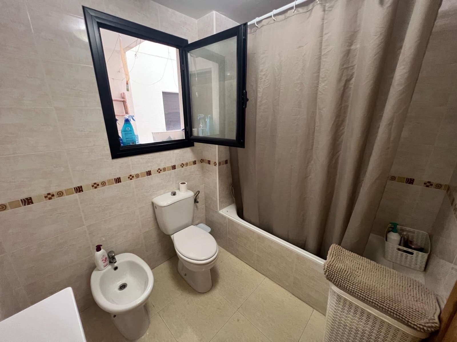 3 sovrum Lägenhet till salu i Amposta med garage - 160 000 € (Ref: 10041388)