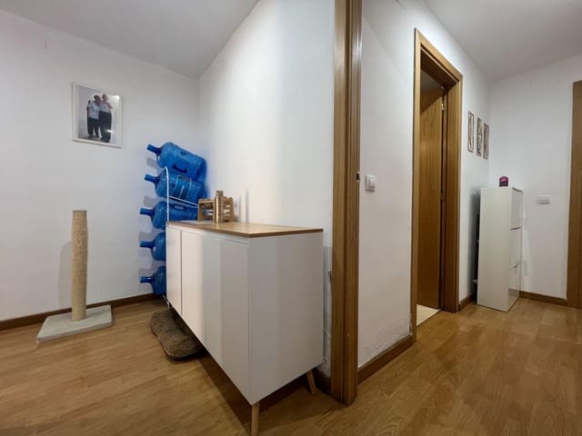 3 bedroom Flat for sale in Amposta with garage - € 160,000 (Ref: 10041388)