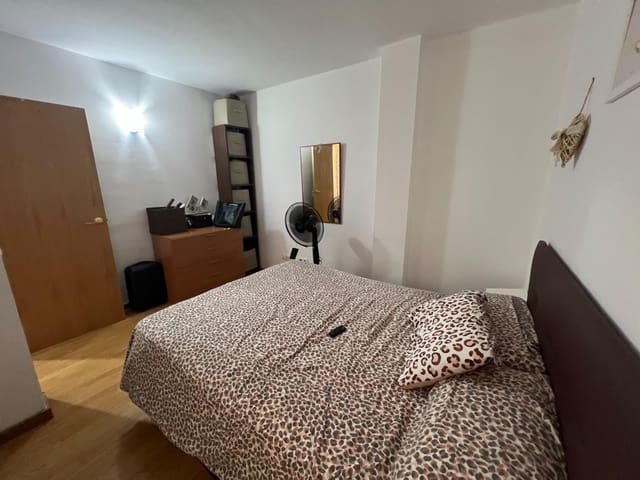 3 bedroom Flat for sale in Amposta with garage - € 160,000 (Ref: 10041388)