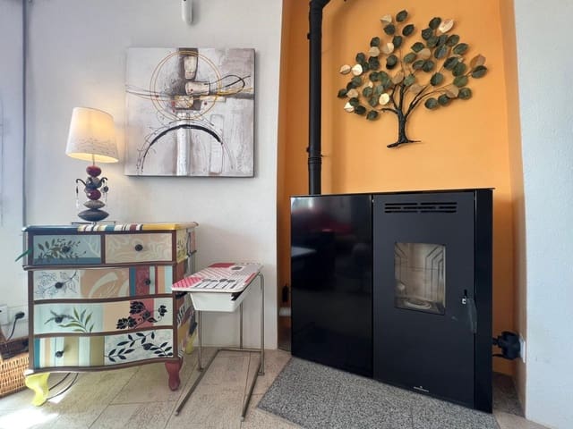 3 bedroom Finca/Country House for sale in L'Ampolla with pool garage - € 429,000 (Ref: 10041389)