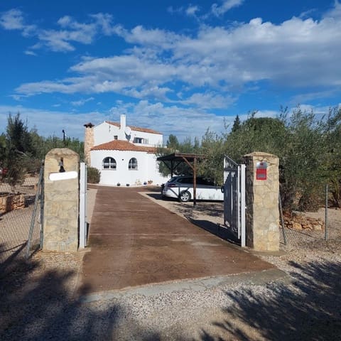 3 bedroom Finca/Country House for sale in L'Ampolla with pool garage - € 429,000 (Ref: 10041389)