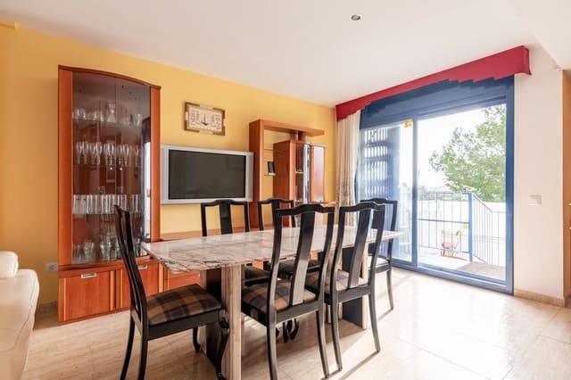 6 sypialnia Dom szeregowy na sprzedaż w L'Ampolla z basenem garażem - 249 000 € (Ref: 10041390)