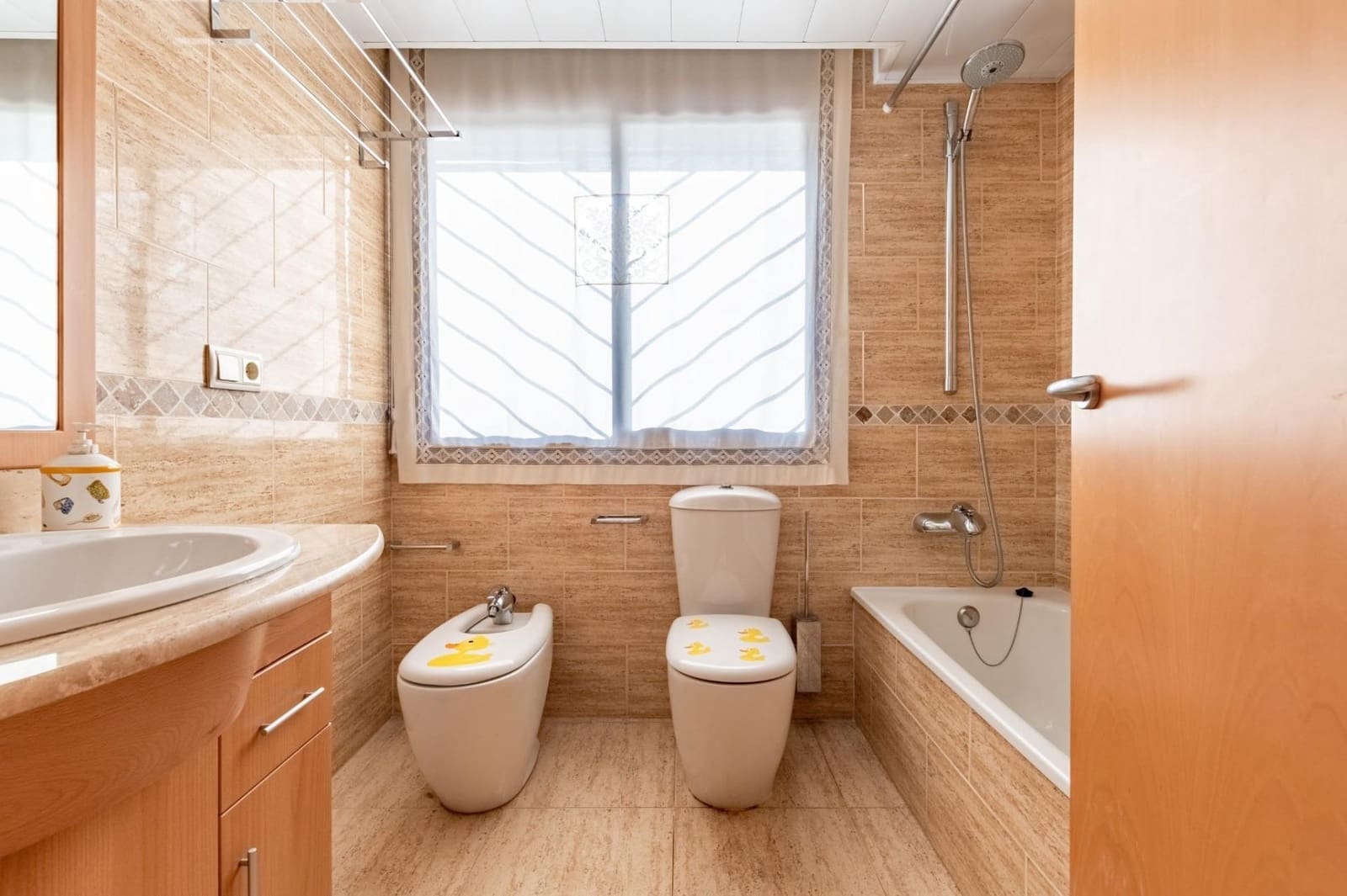 6 sypialnia Dom szeregowy na sprzedaż w L'Ampolla z basenem garażem - 249 000 € (Ref: 10041390)