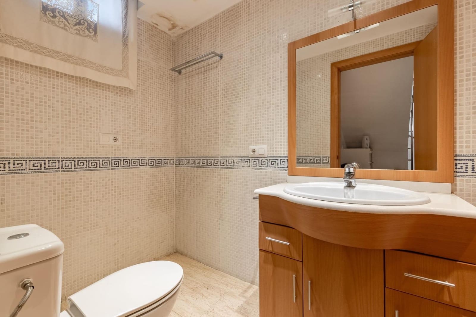 6 sypialnia Dom szeregowy na sprzedaż w L'Ampolla z basenem garażem - 249 000 € (Ref: 10041390)