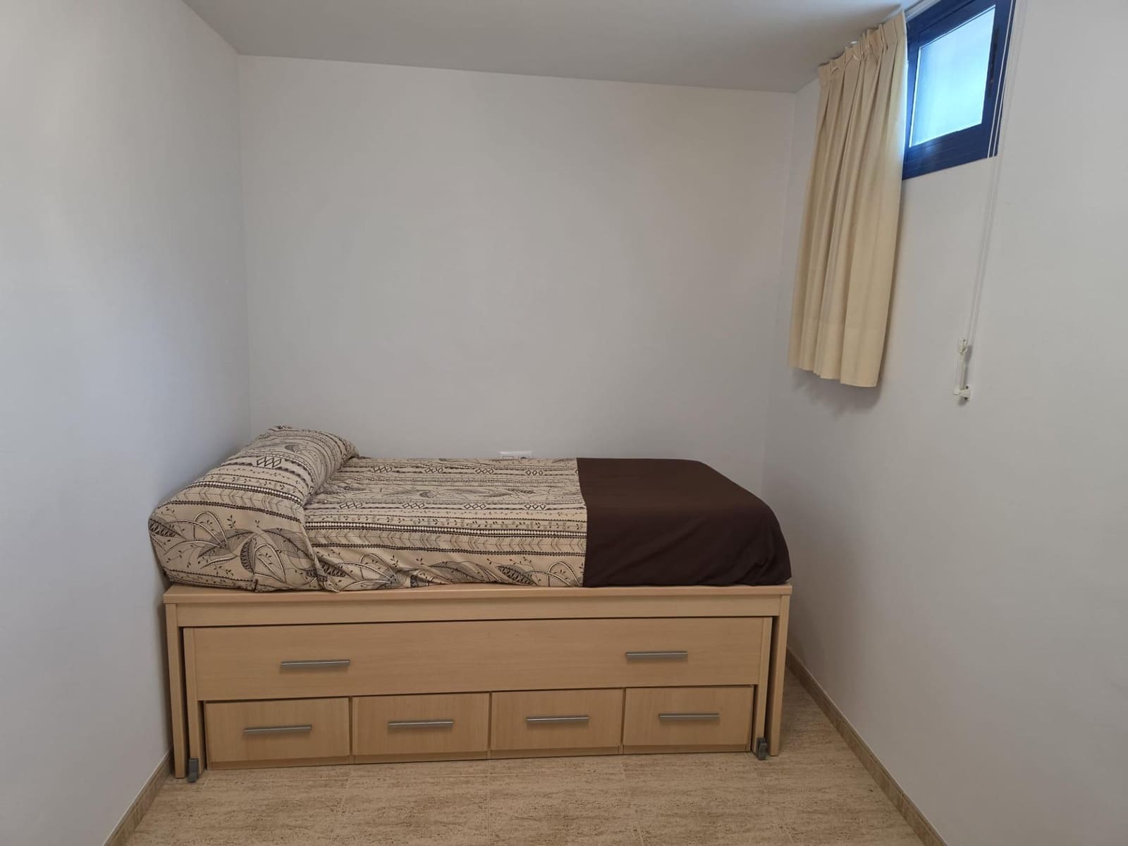 6 sypialnia Dom szeregowy na sprzedaż w L'Ampolla z basenem garażem - 249 000 € (Ref: 10041390)