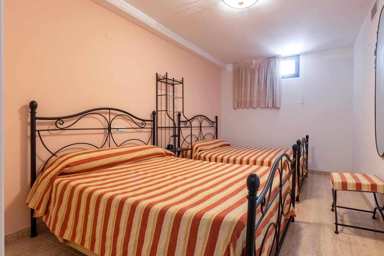 6 sypialnia Dom szeregowy na sprzedaż w L'Ampolla z basenem garażem - 249 000 € (Ref: 10041390)