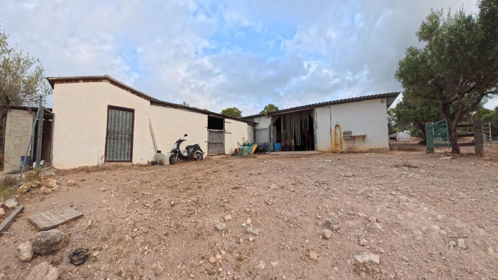 4 chambre Finca/Maison de Campagne à vendre à El Perello avec piscine garage - 780 000 € (Ref: 10041395)