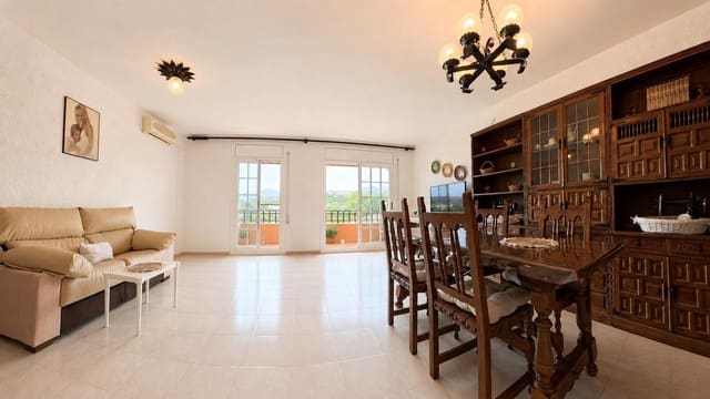 3 slaapkamer Flat te koop in Xerta met garage - € 105.000 (Ref: 10041396)