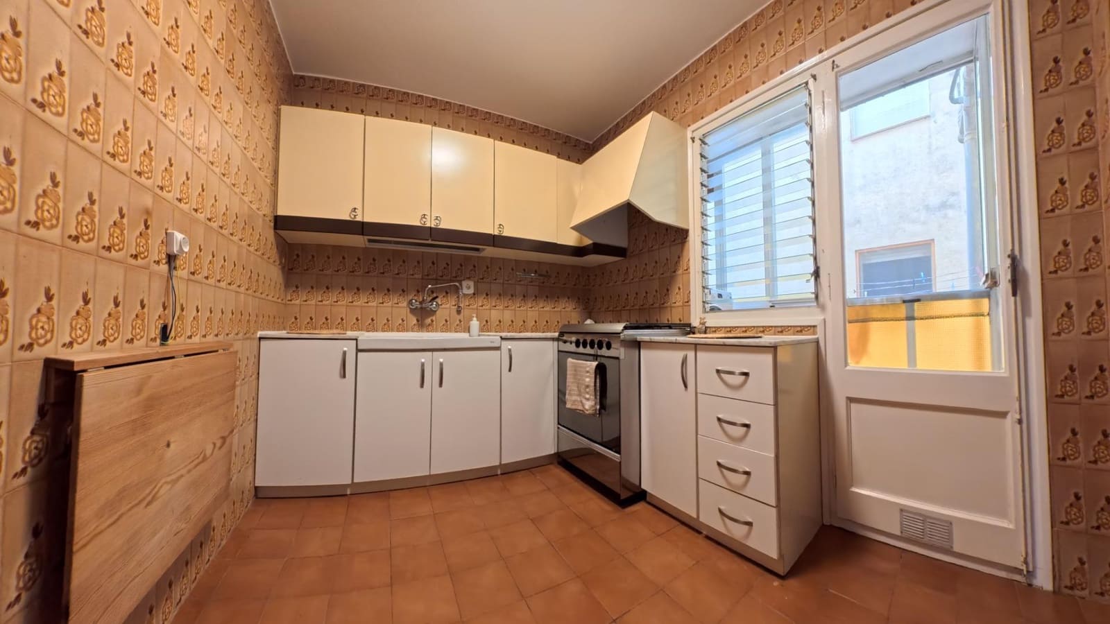 3 slaapkamer Flat te koop in Xerta met garage - € 105.000 (Ref: 10041396)