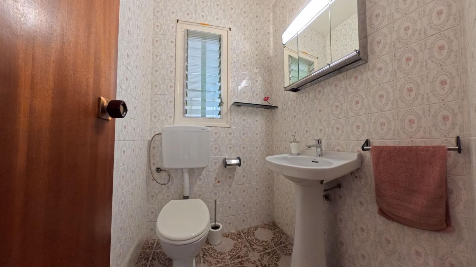 3 slaapkamer Flat te koop in Xerta met garage - € 105.000 (Ref: 10041396)