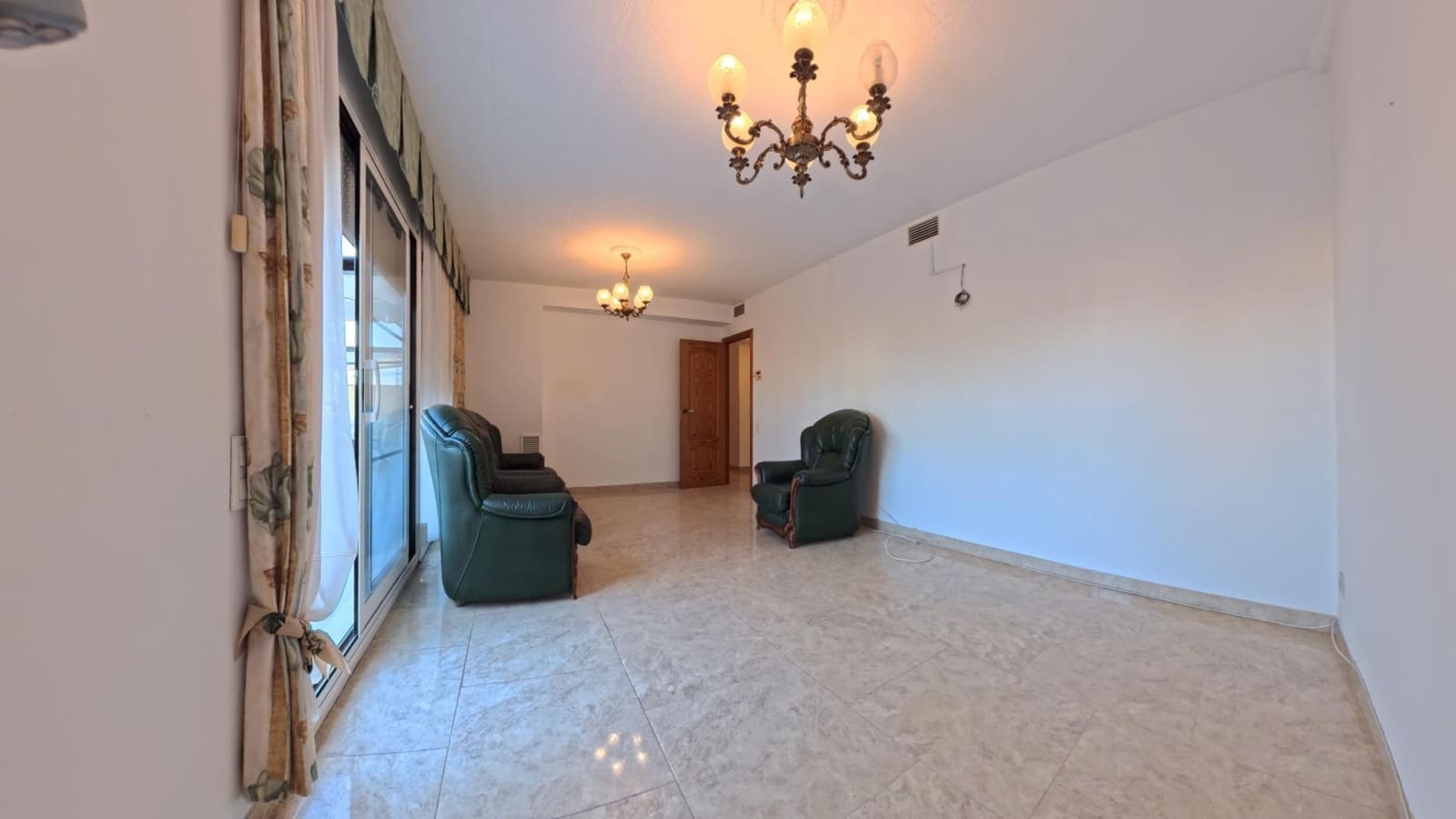 3 makuuhuone Kattohuoneisto myytävänä paikassa Sant Carles de la Rapita mukana 
autotalli - 180 000 € (Ref: 10070940)