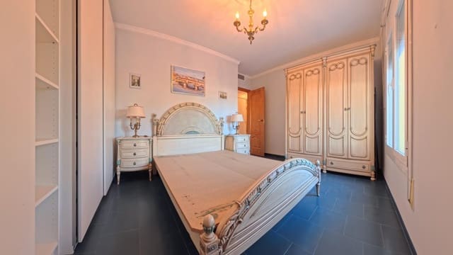 3 makuuhuone Kattohuoneisto myytävänä paikassa Sant Carles de la Ràpita mukana 
autotalli - 180 000 € (Ref: 10070940)