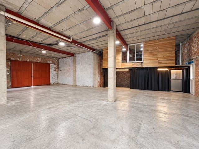 Comercial para venda em Deltebre com garagem - 63 000 € (Ref: 10086183)