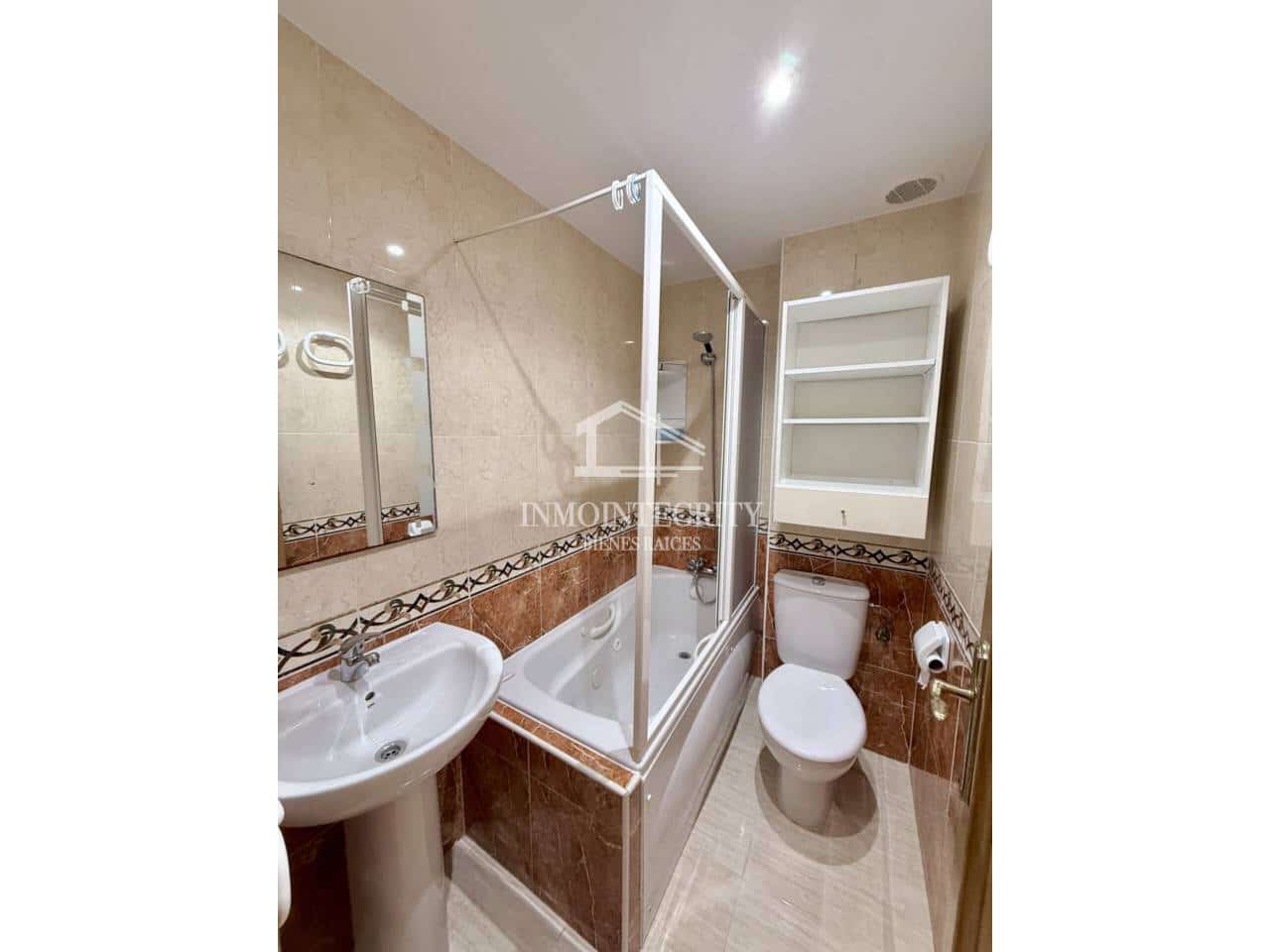 Apartamento de 3 habitaciones en Oropesa  en venta con piscina garaje - 190.000 € (Ref: 10052210)