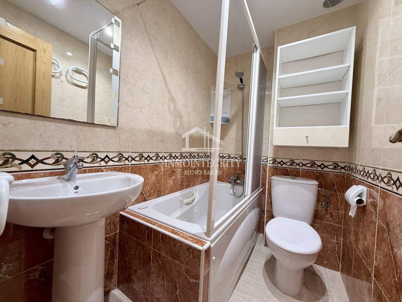 Apartamento de 3 habitaciones en Oropesa  en venta con piscina garaje - 190.000 € (Ref: 10052210)