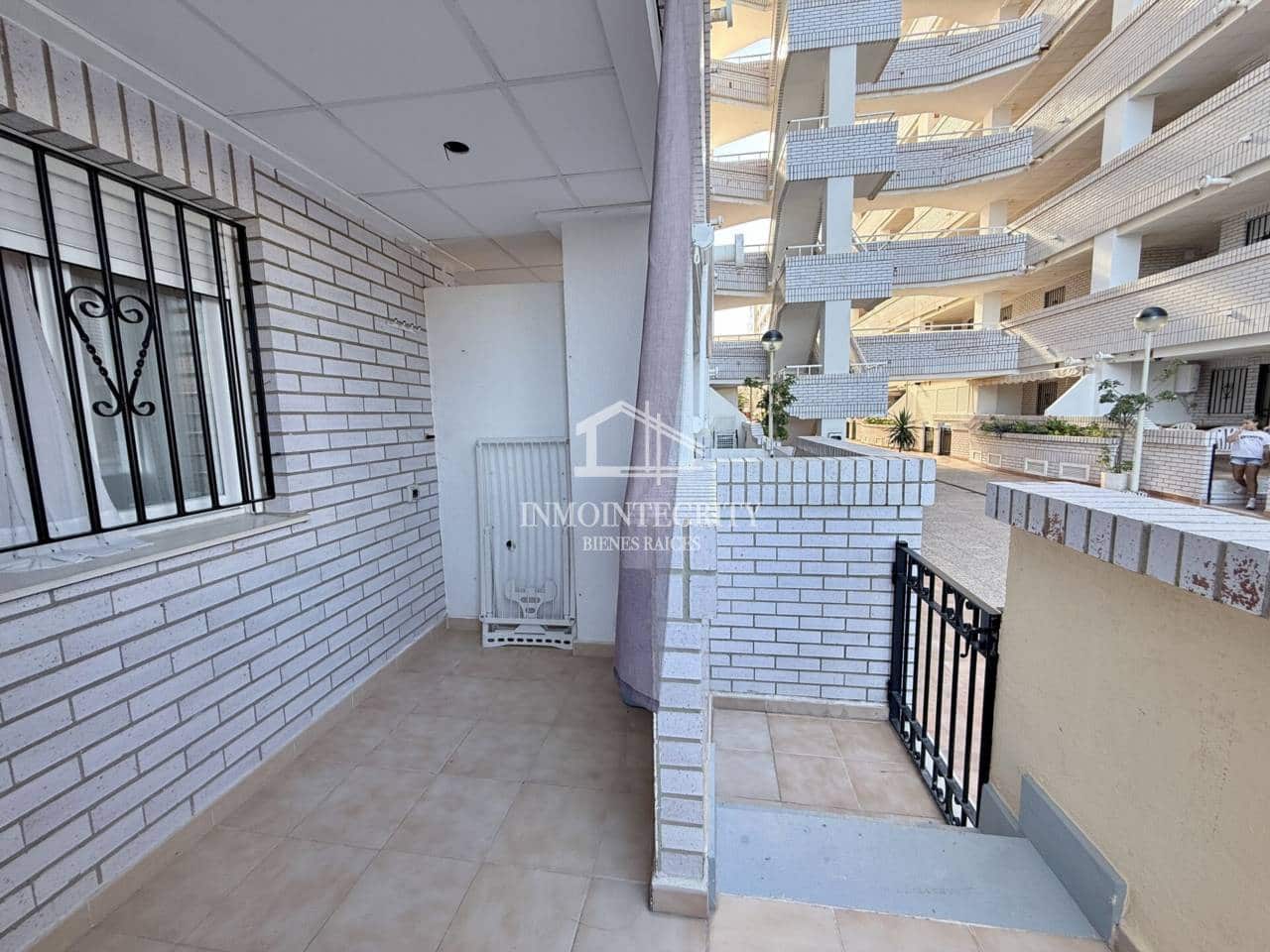 Apartamento de 3 habitaciones en Oropesa  en venta con piscina garaje - 190.000 € (Ref: 10052210)