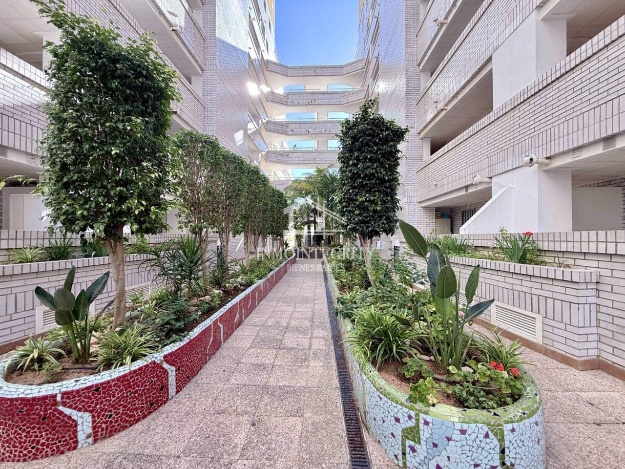 Apartamento de 3 habitaciones en Oropesa  en venta con piscina garaje - 190.000 € (Ref: 10052210)