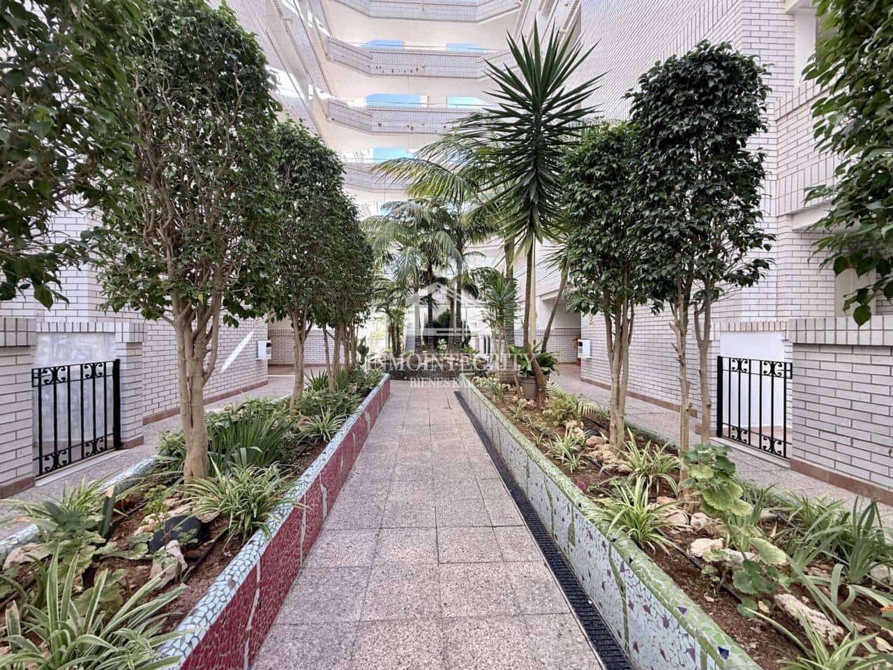 Apartamento de 3 habitaciones en Oropesa  en venta con piscina garaje - 190.000 € (Ref: 10052210)