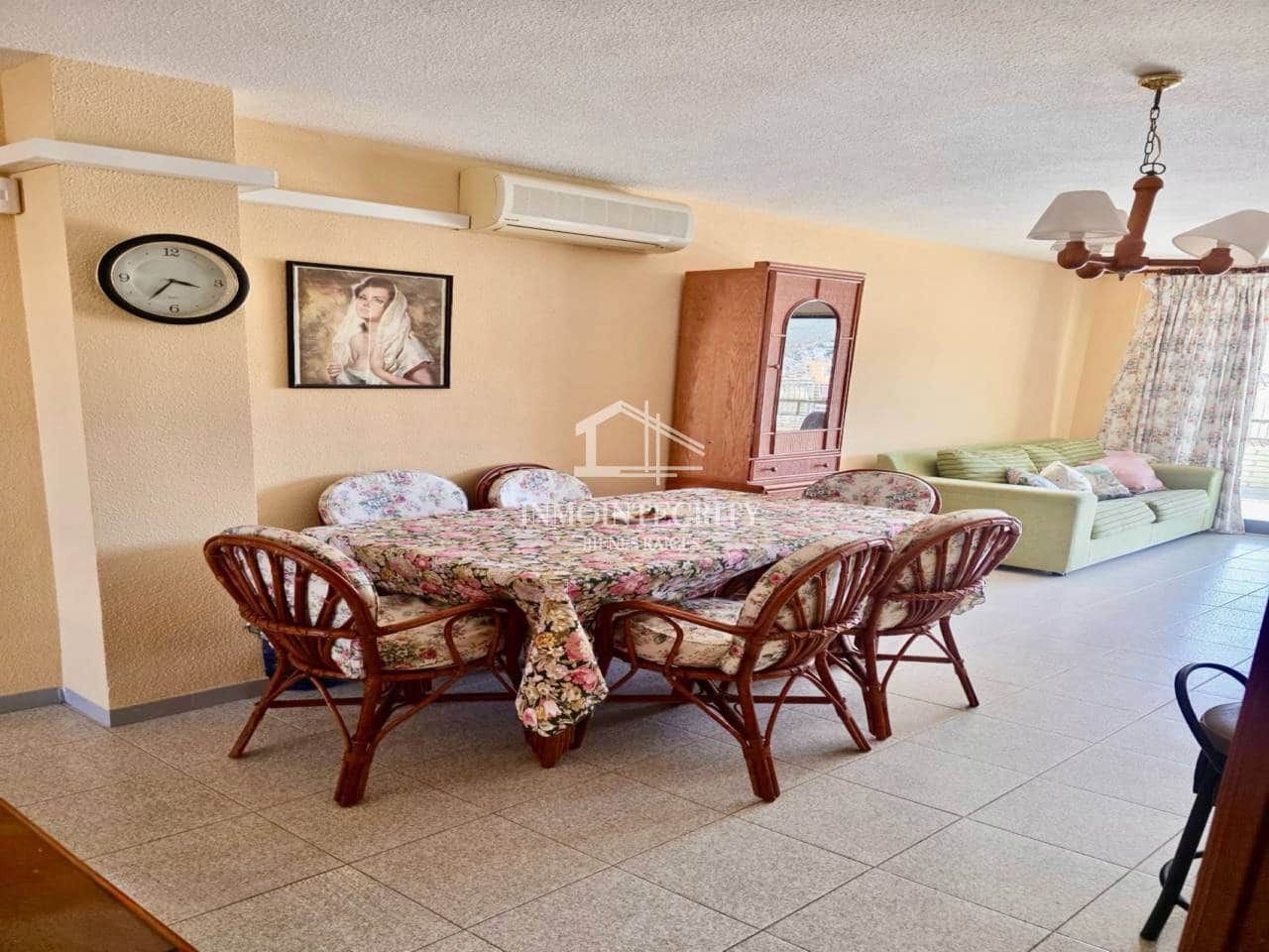 3 bedroom Apartment for sale in Oropesa  with garage - € 275,000 (Ref: 10052211)