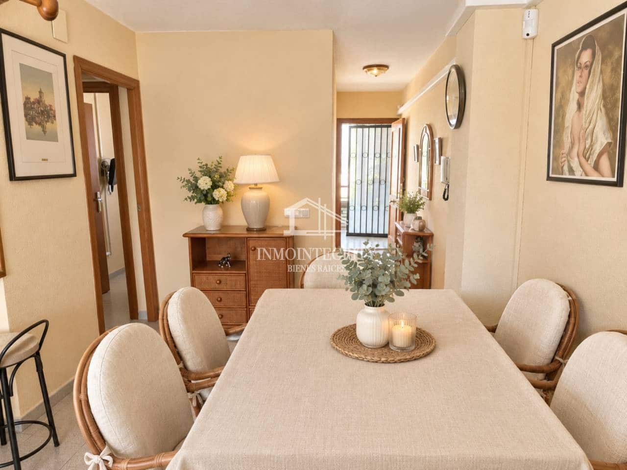 3 bedroom Apartment for sale in Oropesa  with garage - € 275,000 (Ref: 10052211)