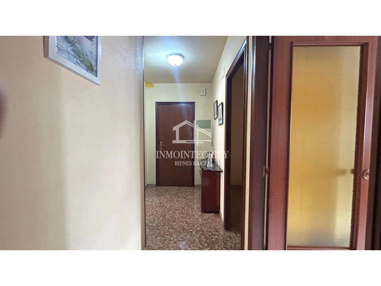 4 slaapkamer Flat te koop in Almassora / Almazora - € 140.000 (Ref: 10052212)