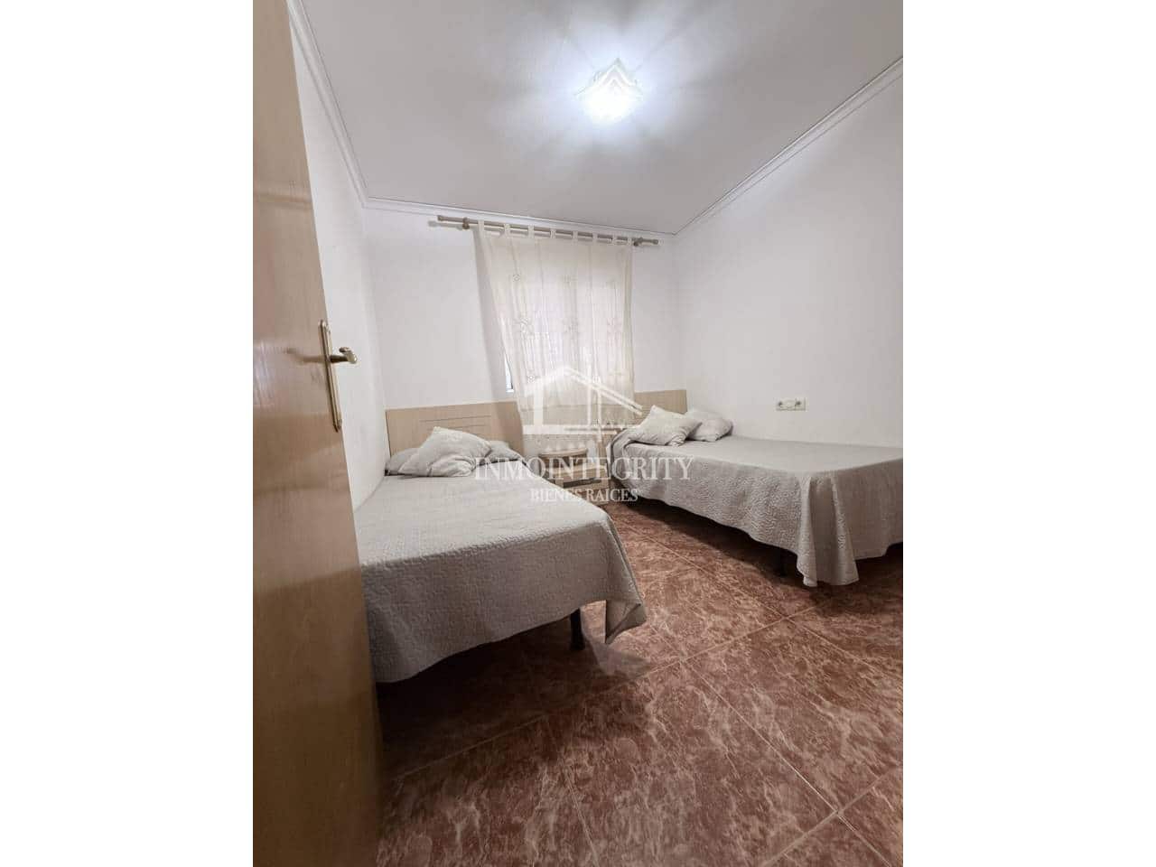 2 sypialnia Apartament na sprzedaż w Oropesa  z garażem - 165 000 € (Ref: 10052213)