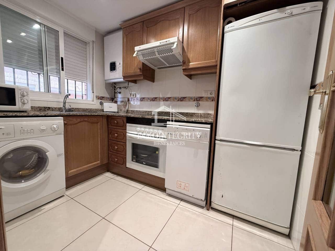 2 Zimmer Apartment zu verkaufen in Oropesa  mit Pool Garage - 170.000 € (Ref: 10052215)
