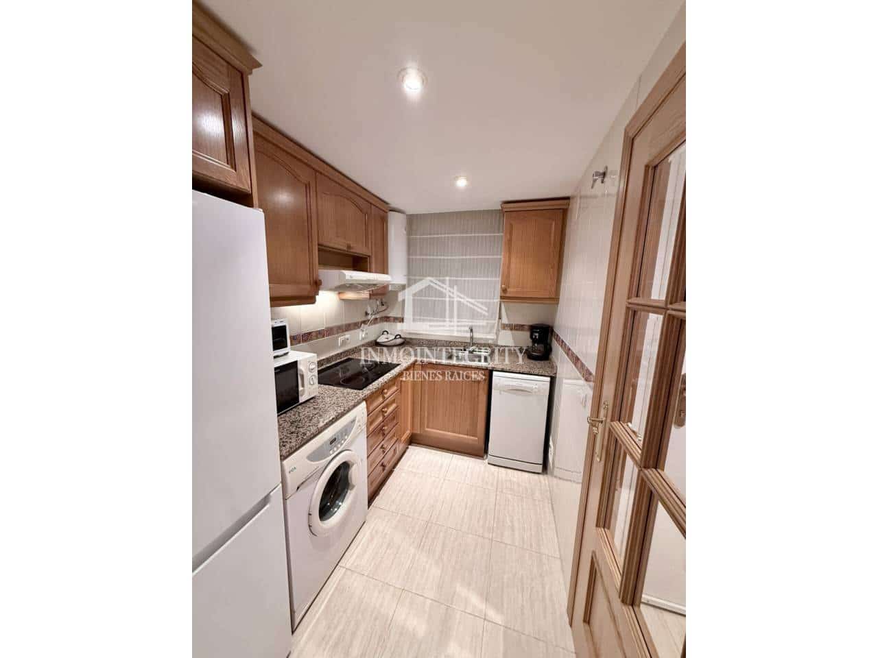 2 sypialnia Apartament na sprzedaż w Oropesa  z basenem garażem - 159 900 € (Ref: 10052216)