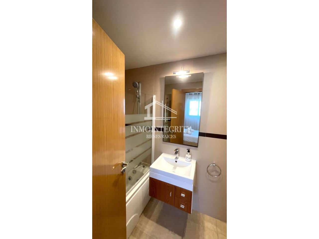 Apartamento de 2 habitaciones en Oropesa  en venta con piscina garaje - 149.000 € (Ref: 10052218)