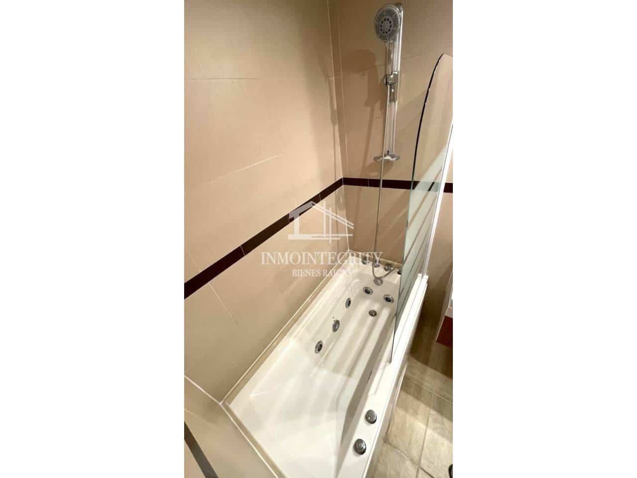 Apartamento de 2 habitaciones en Oropesa  en venta con piscina garaje - 149.000 € (Ref: 10052218)
