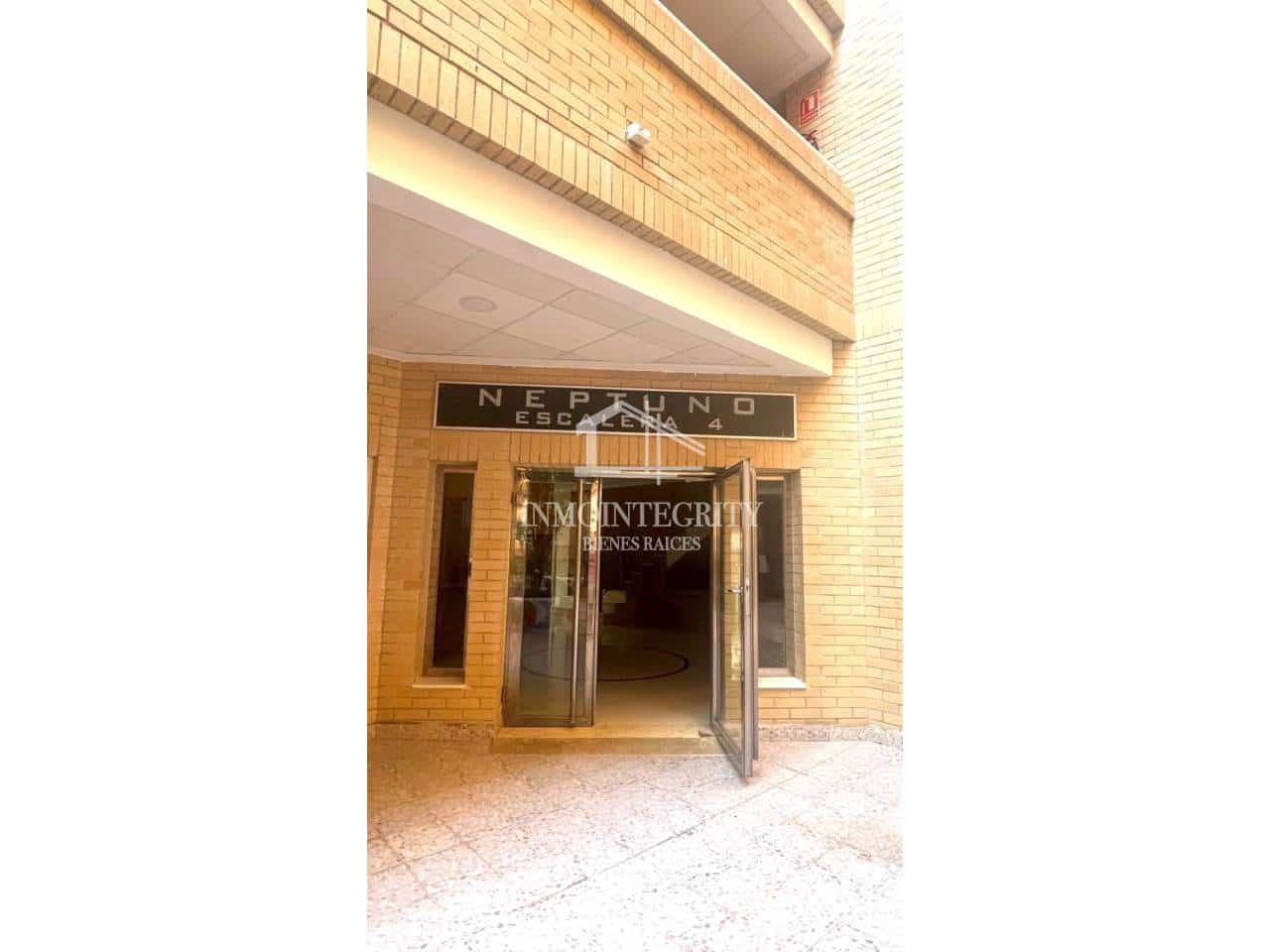 Apartamento de 2 habitaciones en Oropesa  en venta con piscina garaje - 149.000 € (Ref: 10052218)