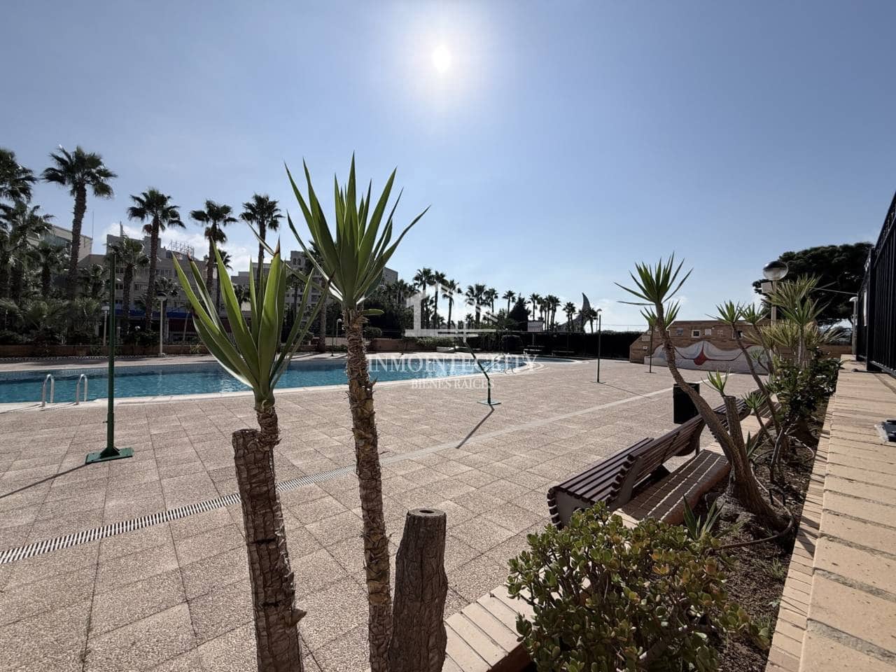 2 slaapkamer Appartement te koop in Oropesa  met zwembad garage - € 145.000 (Ref: 10052219)