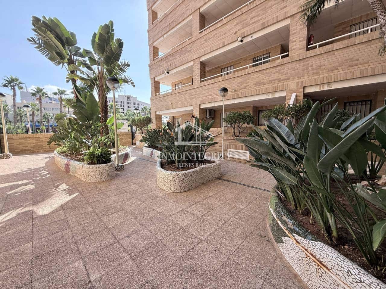 2 slaapkamer Appartement te koop in Oropesa  met zwembad garage - € 145.000 (Ref: 10052219)