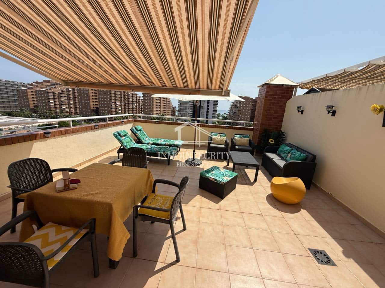 2 sypialnia Apartament na sprzedaż w Oropesa  z basenem garażem - 175 000 € (Ref: 10052220)