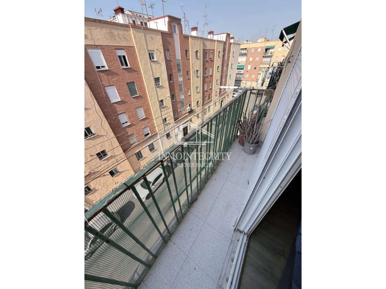 3 Zimmer Wohnung zu verkaufen in Castello de la Plana mit Garage - 88.000 € (Ref: 10052221)
