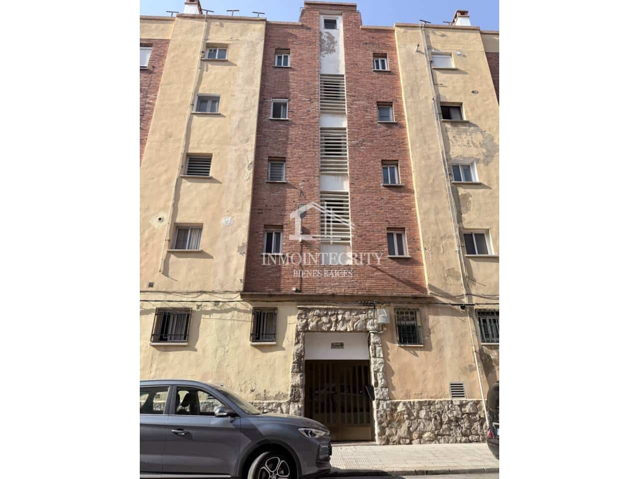 3 Zimmer Wohnung zu verkaufen in Castello de la Plana mit Garage - 88.000 € (Ref: 10052221)