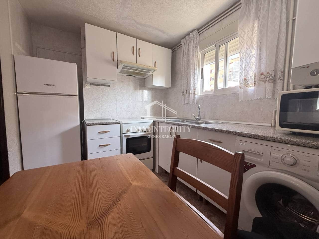 3 Zimmer Wohnung zu verkaufen in Castello de la Plana mit Garage - 88.000 € (Ref: 10052221)