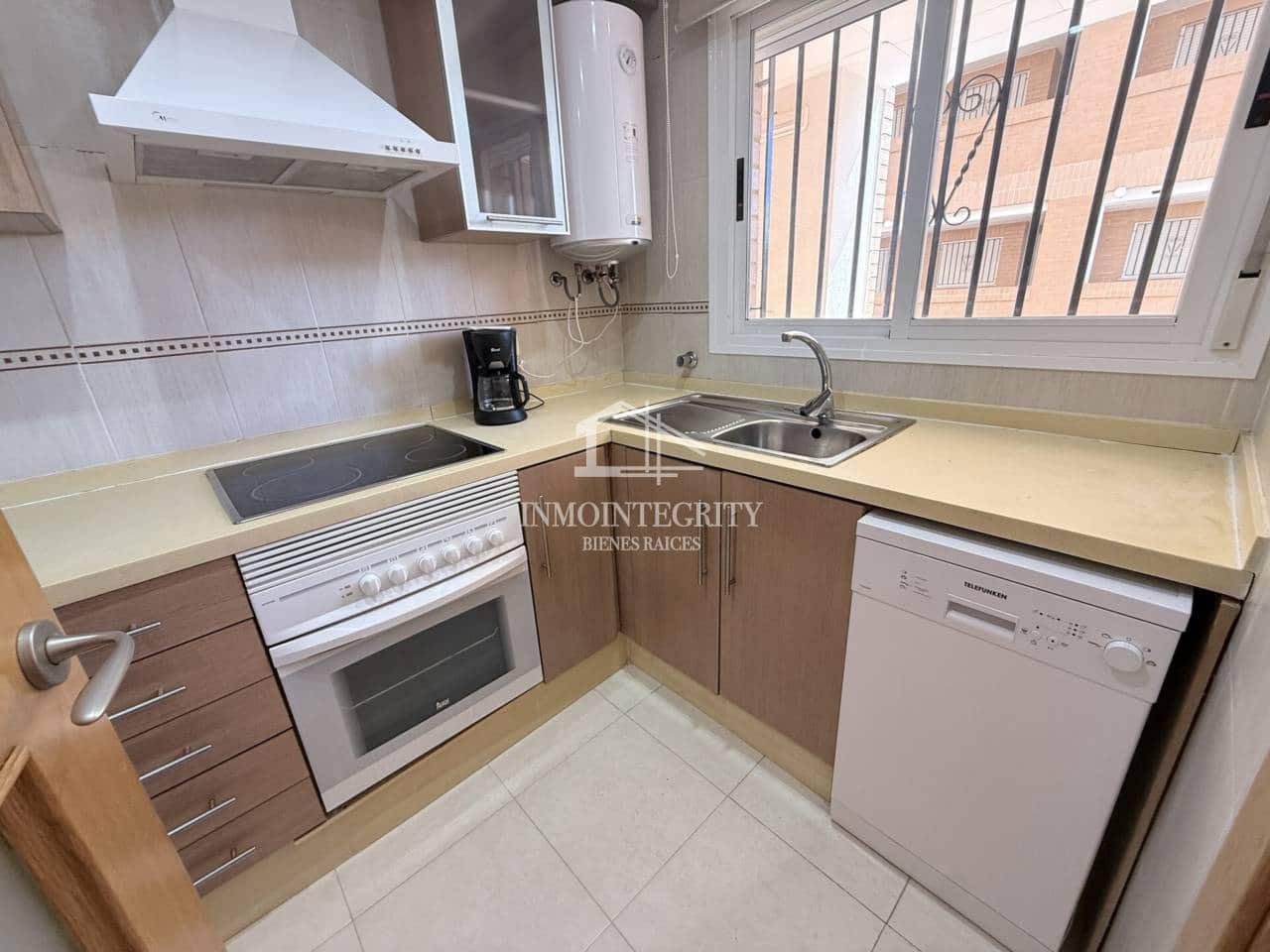 3 bedroom Apartment for sale in Oropesa  with pool garage - € 206,000 (Ref: 10052224)