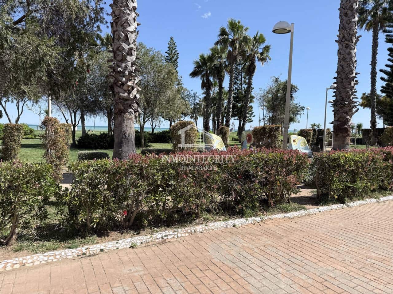 3 bedroom Apartment for sale in Oropesa  with pool garage - € 206,000 (Ref: 10052224)