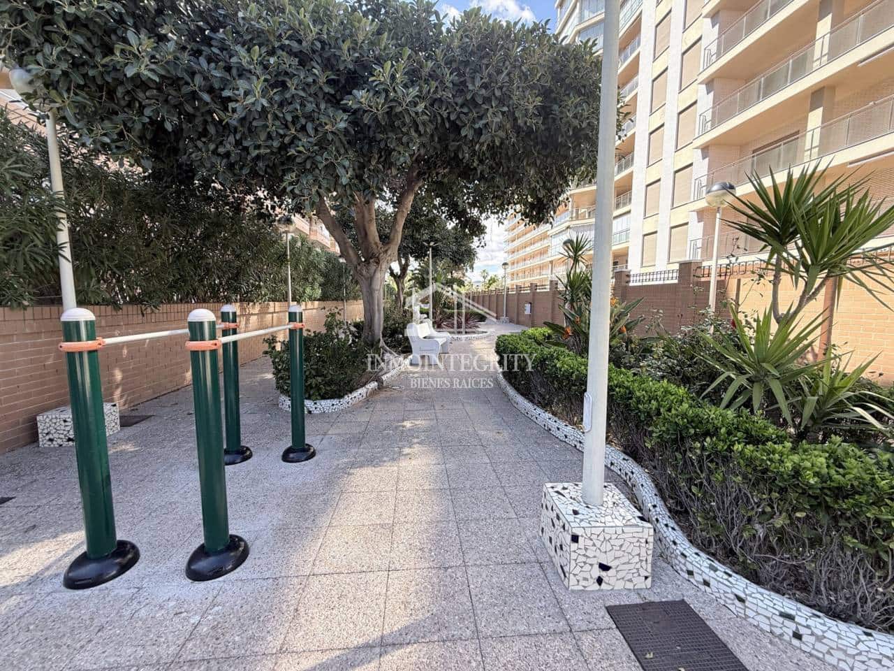 3 bedroom Apartment for sale in Oropesa  with pool garage - € 206,000 (Ref: 10052224)