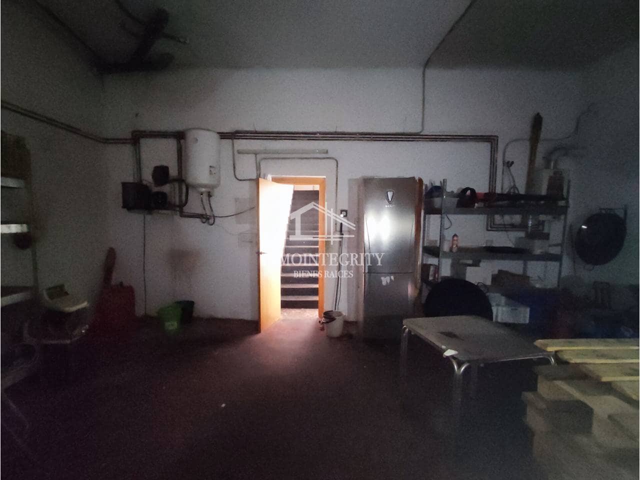 3 slaapkamer Commercieel te koop in Castello de la Plana - € 149.900 (Ref: 10052225)