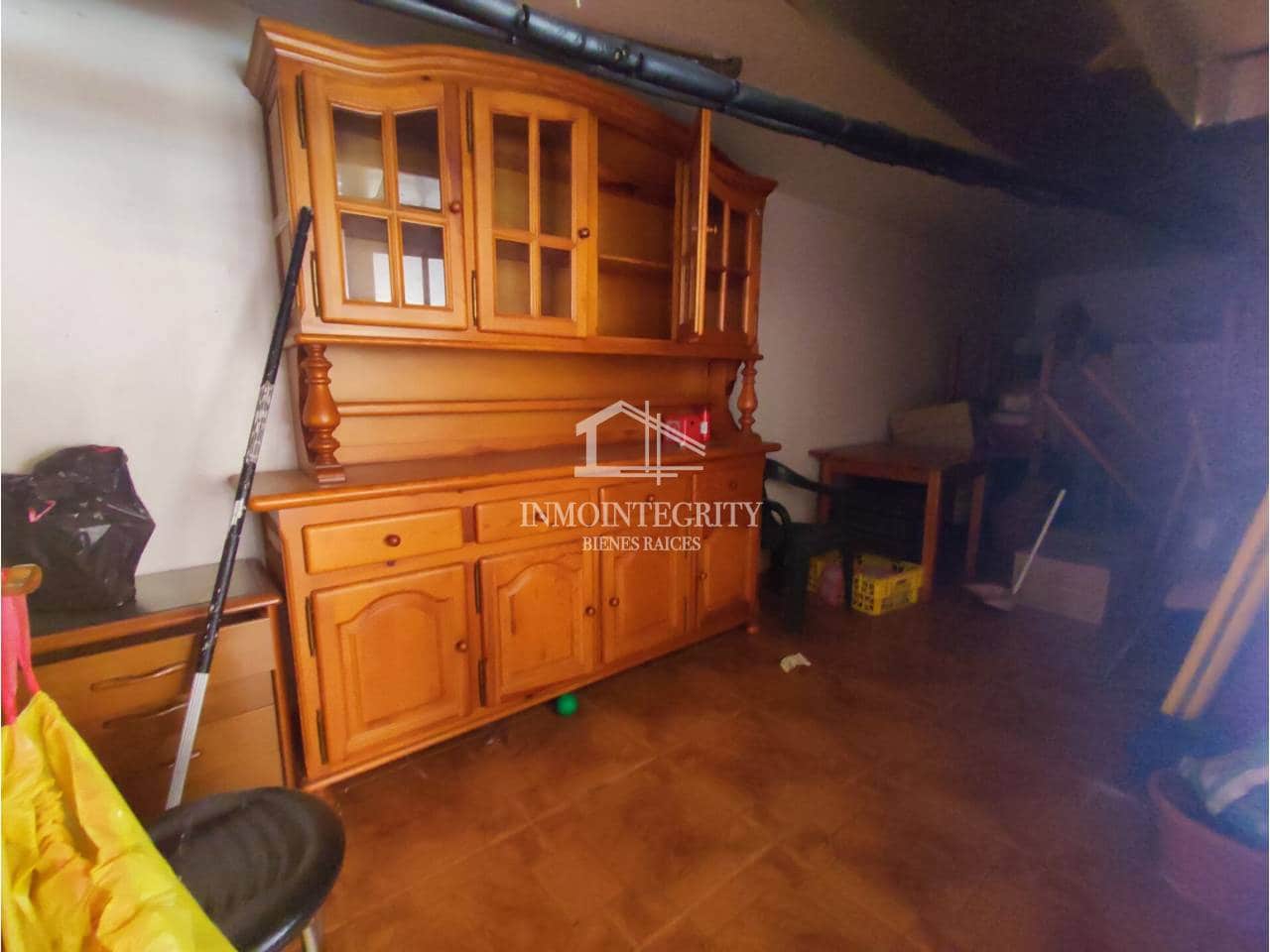 3 slaapkamer Commercieel te koop in Castello de la Plana - € 149.900 (Ref: 10052225)