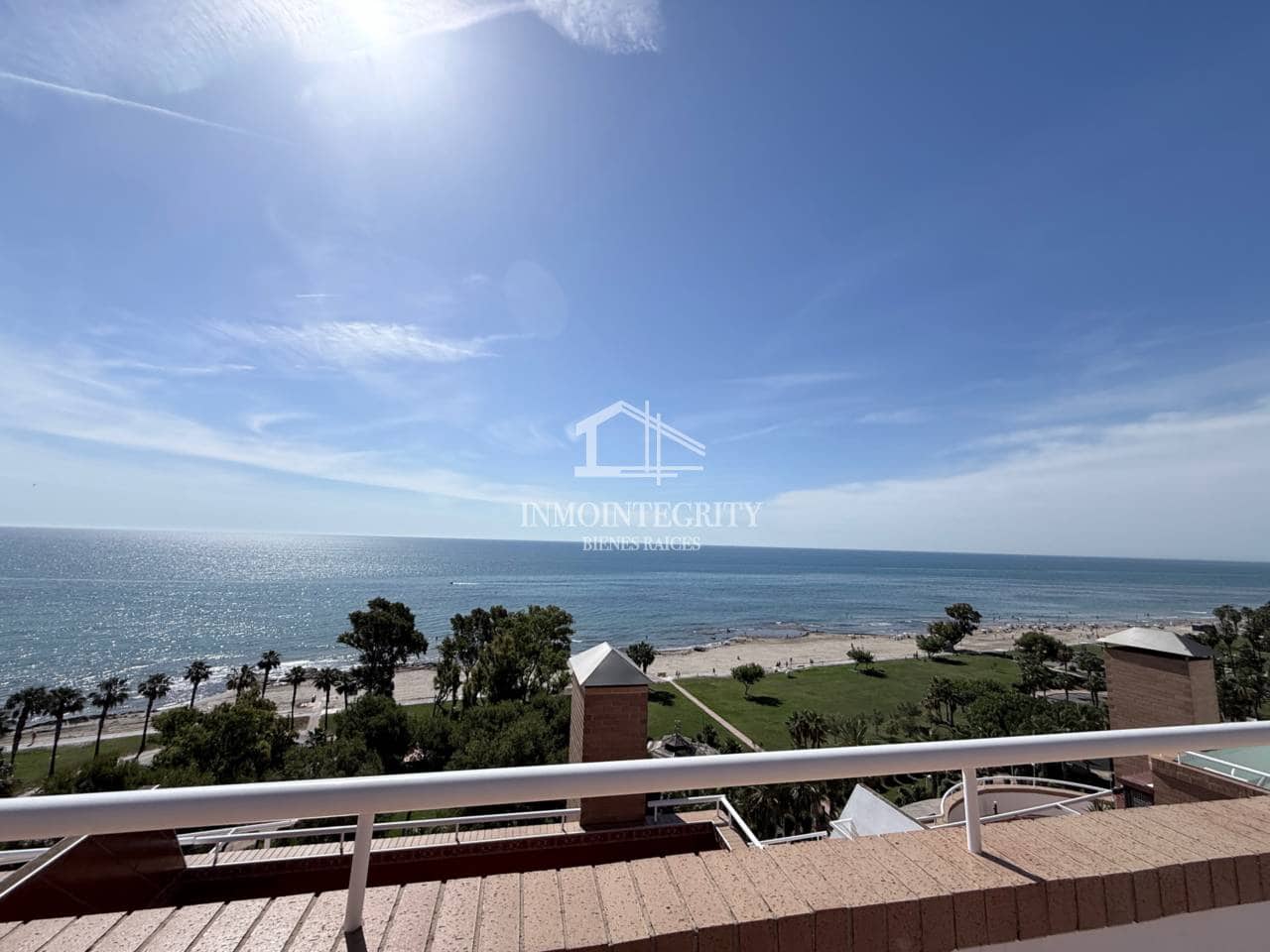 2 sypialnia Apartament na sprzedaż w Oropesa  z basenem garażem - 275 000 € (Ref: 10052229)
