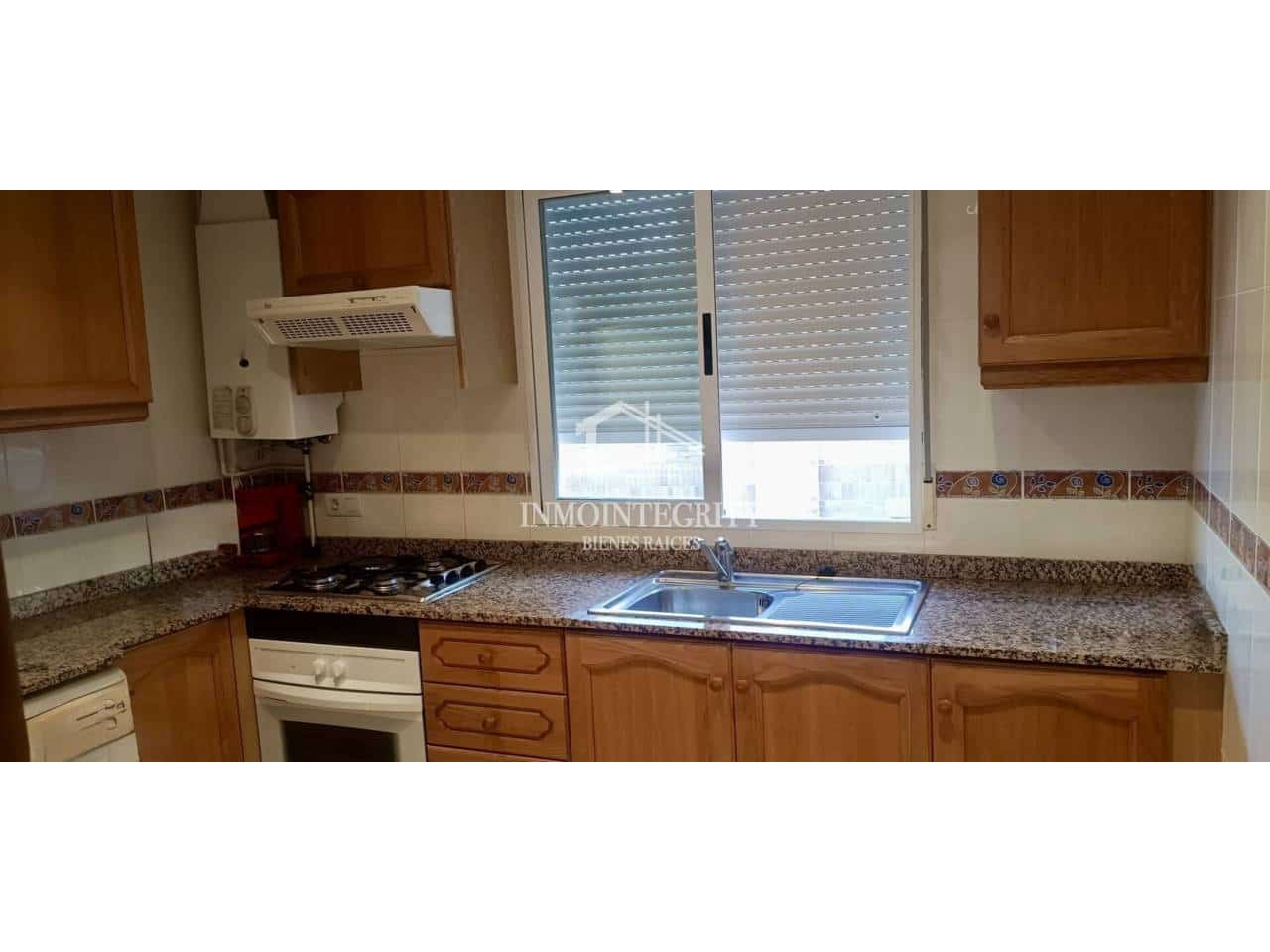 2 sypialnia Apartament na sprzedaż w Oropesa  z basenem garażem - 275 000 € (Ref: 10052229)