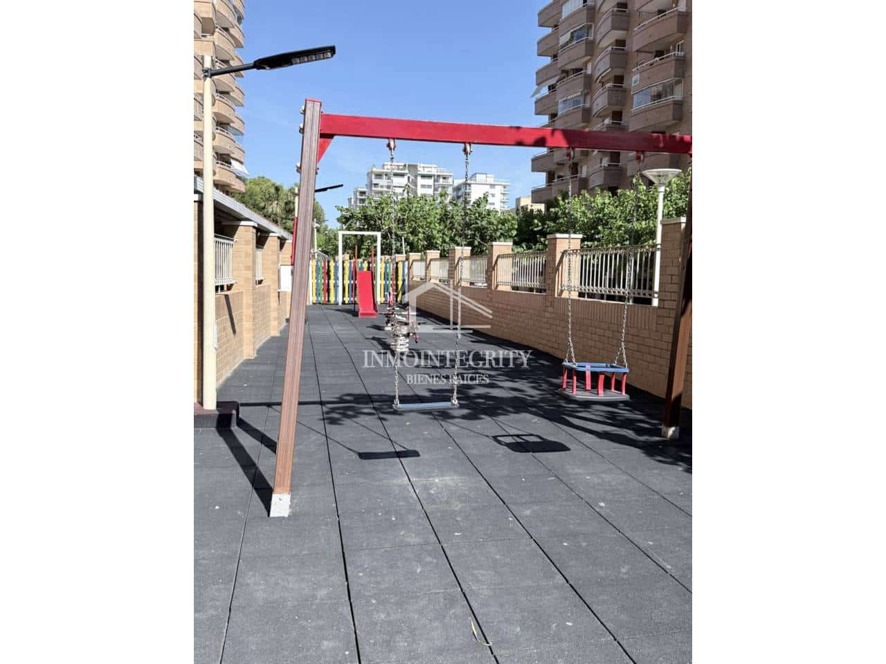 2 sypialnia Apartament na sprzedaż w Oropesa  z basenem garażem - 235 000 € (Ref: 10052230)