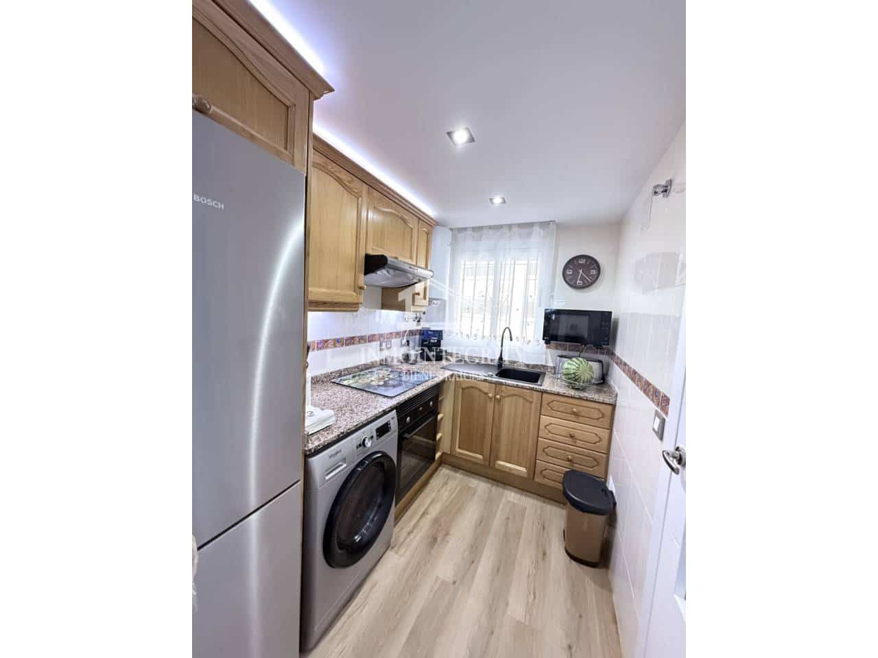 2 sypialnia Apartament na sprzedaż w Oropesa  z basenem garażem - 235 000 € (Ref: 10052230)